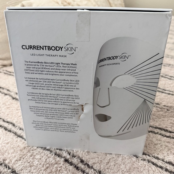 Currentbody LED  Face Mask - Picture 7 of 9